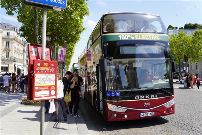 “City bus”游巴黎！安凱雙層觀光巴士如何詮釋“中國浪漫”？